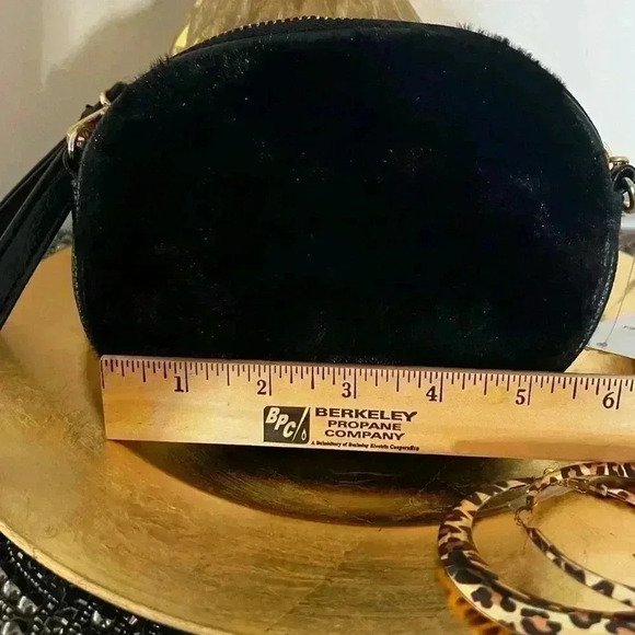 WRISTLET BLACK - Picture 7 of 11